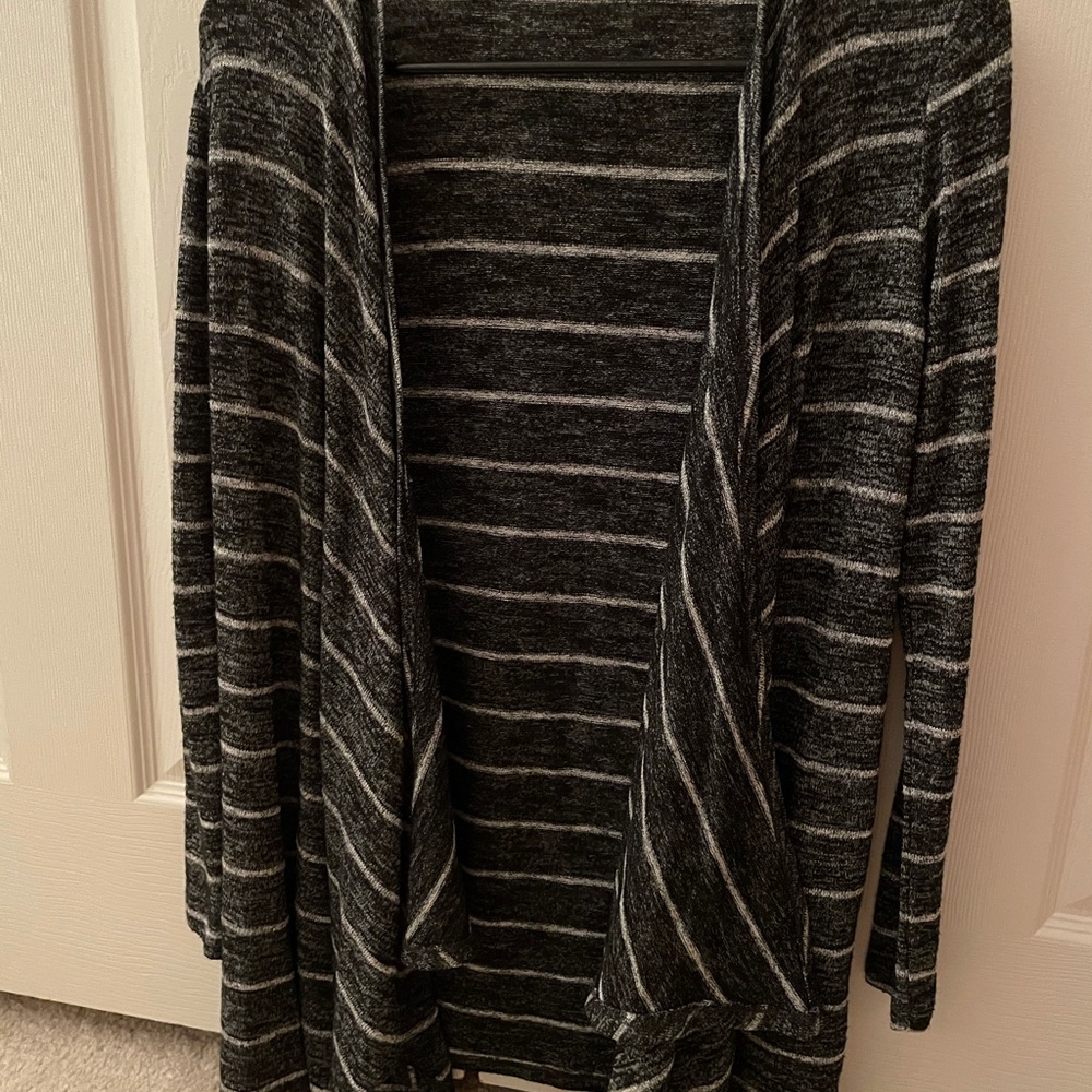 Black and grey striped cardigan(long)